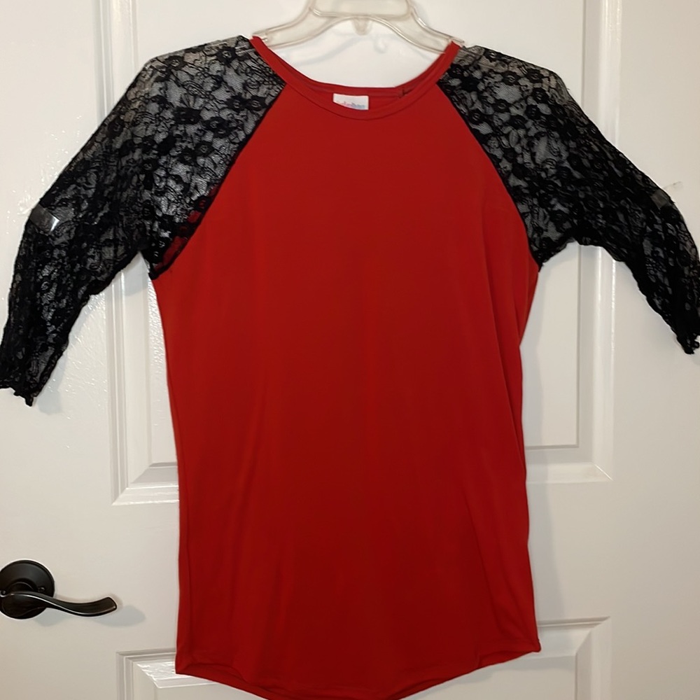 Ladies LuLaRoe baseball shirt, Randy, size M (10-12) GUC